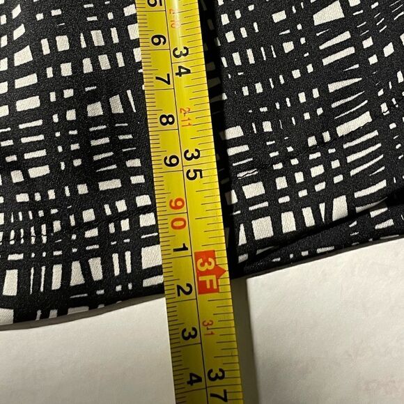 Miggi in New York Korean Clothing Dress - Picture 6 of 9